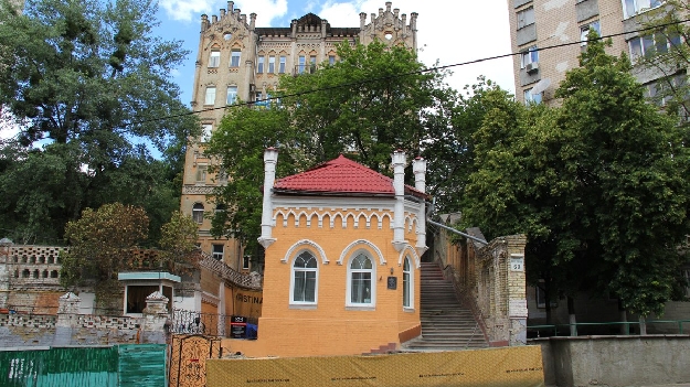 Замок доктора Лапинского